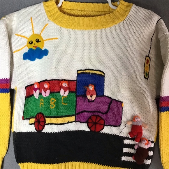 VTG Kids Sweater 80s 90s Yellow White Primary Colors 3D Train Theme Size 5/6 ? - Picture 3 of 11